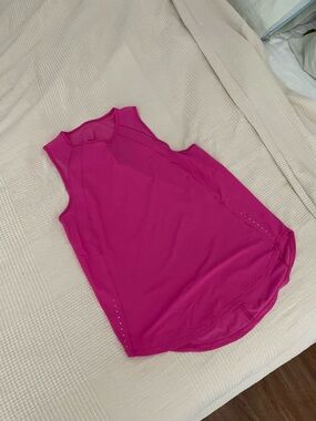 Lululemon Sculpt Tank Top
Sonic Pink